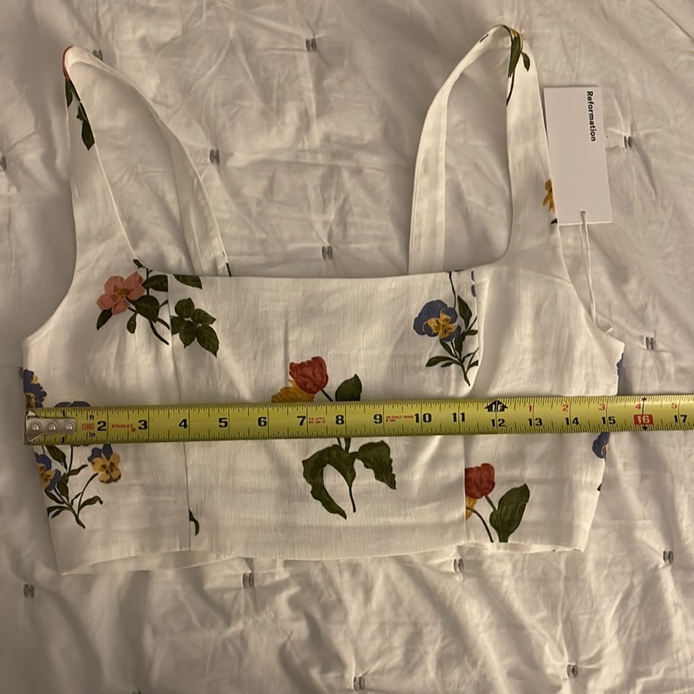 NWT Reformation Cole Two Piece, size 6, white linen floral, crop top skirt - Picture 13 of 13